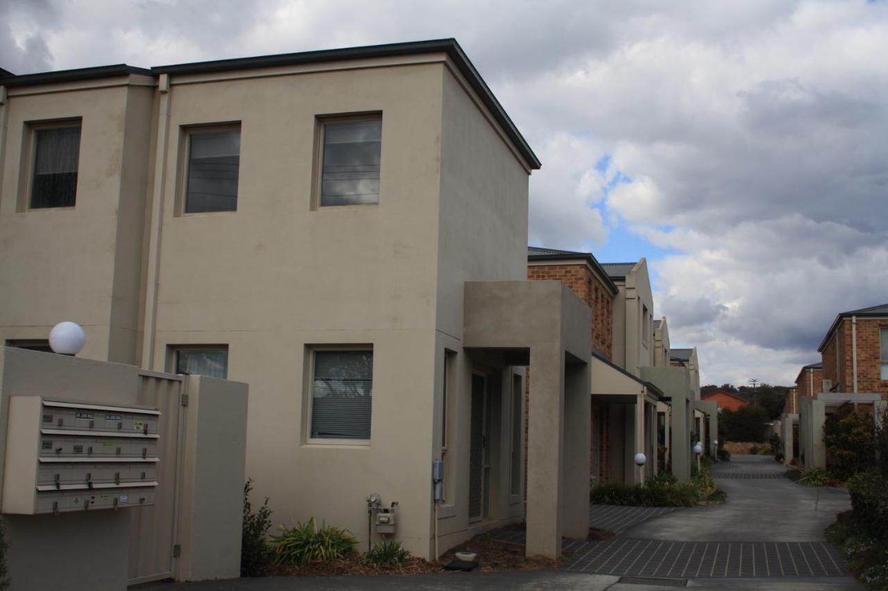 Grand Manor Motor Inn Queanbeyan Buitenkant foto